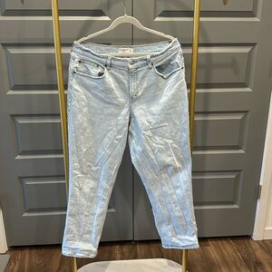 Abercrombie and fitch the 90’s straight mid rise curve love